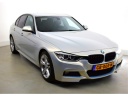bmw-3serie-316i-mpakket-individual-kleur-privacy-glas-afneembare-trekhaak-lederen-stuur-m-style-park-hulp-alarm-klasse-3