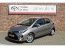 toyota-yaris-13-vvti-lounge-trekhaak