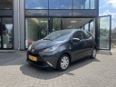 toyota-aygo-10-vvti-xfun-staat-in-de-krim