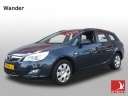 opel-astra-sports-tourer-14-edition-budget-topper