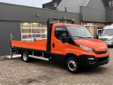 iveco-daily-35s12v-23-laadklep-500kg-afneembare-trekhaak-3500kg-trekgewicht-airco-navigatiesysteem-2persoons-open-laadbak-pickup-pup-bakwagen-1e-e