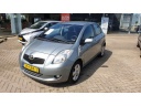 toyota-yaris-13-16v-vvti-5drs-luna