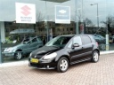 suzuki-sx4-1616v-exclusive-arrow-@-trekhaak-1200kg