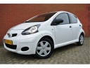 toyota-aygo-1e-eigenaar-5450-rijklaar-1012v-access-5-deurs