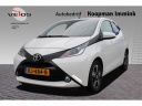 toyota-aygo-10-vvti-xplay-standverw-alarm-dashcam-nav