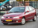 renault-megane-1416v-rn