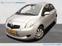 toyota-yaris-13-vvti-terra