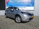dacia-sandero-12-blackline