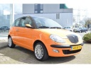 lancia-ypsilon-1216v-momodesign