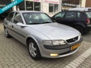 opel-vectra-16i16v-gl