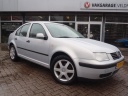 volkswagen-bora-16i-trendline
