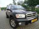 nissan-pathfinder-33-v6-luxe-zwart-schuifdak-leder