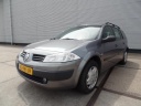 renault-megane-grand-tour-15-dci-authentique-basis