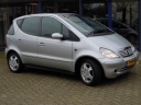 mercedes-aklasse-a140-avantgarde-panorama-dak-stof-leder-lmv-cc