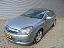 opel-astra-gtc-14-business
