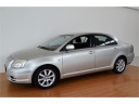 toyota-avensis-18-vvti-linea-luna-climate-control-radio-cd-stuubekr