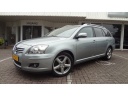 toyota-avensis-wagon-22-d4d-luna-business