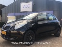 toyota-yaris-10-vvti-terra-5deurs-zwart-nieuwe-apk