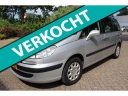 peugeot-807-20-st-premium