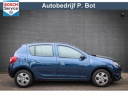 dacia-sandero-09-tce-sl-royaal-net-binnen-wordt-nog-showroomklaar-gemaakt