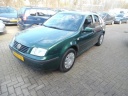 volkswagen-bora-16-trendline-airco-etc