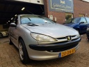 peugeot-206-14-xt-met-nieuwe-apk