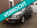 volvo-v40-18-europa-elegance-apk-nap-trekhaak