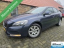 volvo-v40-20-d4-momentum-business