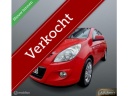 hyundai-i20-12-airco-zuinig-groot-navigatie-apk