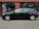 volvo-v40-20-t3-momentum-cruise-lmv-17-navi