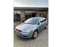 ford-focus-1616v-ambiente