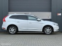 volvo-xc60-20-d4-fwd-summum-geartronic8-panoramadak-keyless-trekhaak-driveralert-adap-cruise-sensus-nav-stoel-bank-verwarming-zee