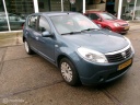 dacia-sandero-14-laureate