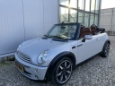mini-cooper-16-sidewalk-cabrio