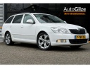 skoda-octavia-combi-18-tsi-elegance-business-line-open-dak-stoelverwarming-trekhaak