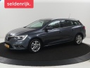 renault-megane-estate-12-tce-limited-half-leder-stoelverwarming-cruise-control-climate-control-navigatie-bluetooth-park-assist-trekhaak