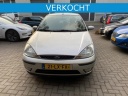 ford-focus-16-16v-ghia