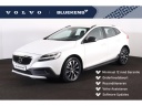 volvo-v40-cross-country-t3-dynamic-edition-led-koplampen-navigatie-verwarmbare-voorstoelen-trekhaak