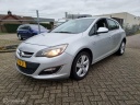 opel-astra-14-cosmo