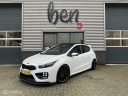 kia-cee-d-16-tgdi-gt-204pk-alcantara-pano-bomvol