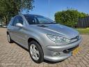 peugeot-206-1616v-quiksilver