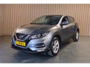 nissan-qashqai-12-business-edition-stoelverwarming-navi-bose-audio-achteruitrijcamera-sensoren-voor-en-achter