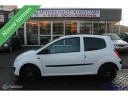 renault-twingo-12-authentique