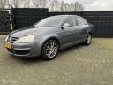 volkswagen-jetta-16-comfortline