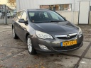 opel-astra-sports-tourer-17-cdti-selection