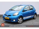 toyota-aygo-1012v-dynamic-blue-2e-eig-met-airco