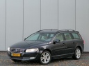 volvo-v70-t4-aut-classic-edition-xenon-afneembare-trekhaak-navi