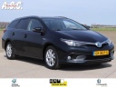 toyota-auris-18-hybrid-automaat-panodak-navi