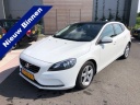 volvo-v40-16-d2-kinetic-panoramadak-navigatie