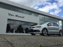 volkswagen-polo-12-tsi-highline-rline-interieur-en-exterieur